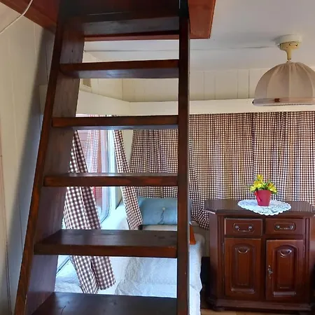 Stara Kuznia Resort *