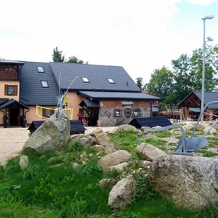 Stara Kuznia Resort *